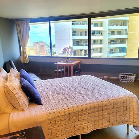 Waikiki Studio Steps To Beach-Mall Free Parking-Wifi ホノルル エクステリア 写真