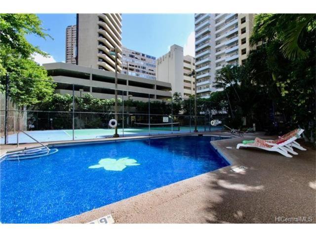 Waikiki Studio Steps To Beach-Mall Free Parking-Wifi ホノルル 部屋 写真