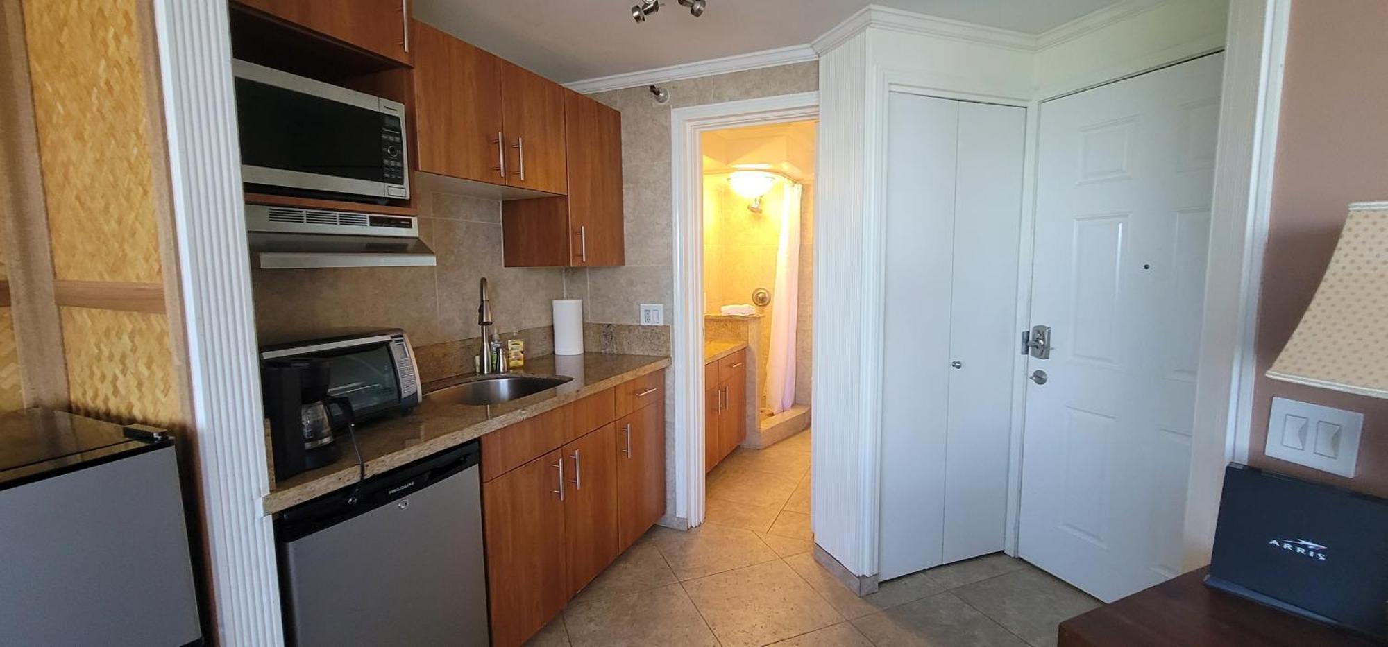 Waikiki Studio Steps To Beach-Mall Free Parking-Wifi ホノルル 部屋 写真