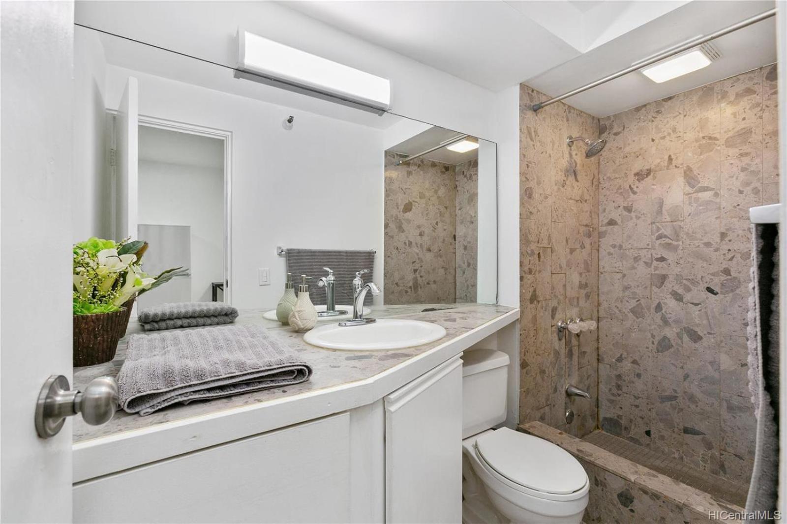 Waikiki Studio Steps To Beach-Mall Free Parking-Wifi ホノルル 部屋 写真