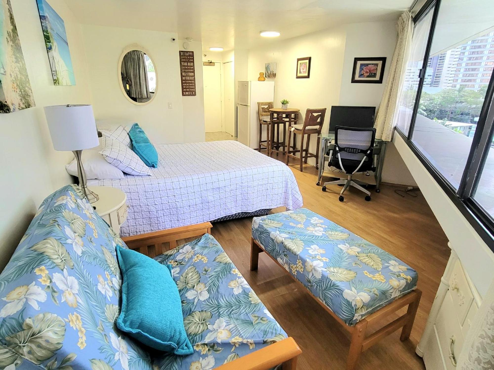 Waikiki Studio Steps To Beach-Mall Free Parking-Wifi ホノルル 部屋 写真
