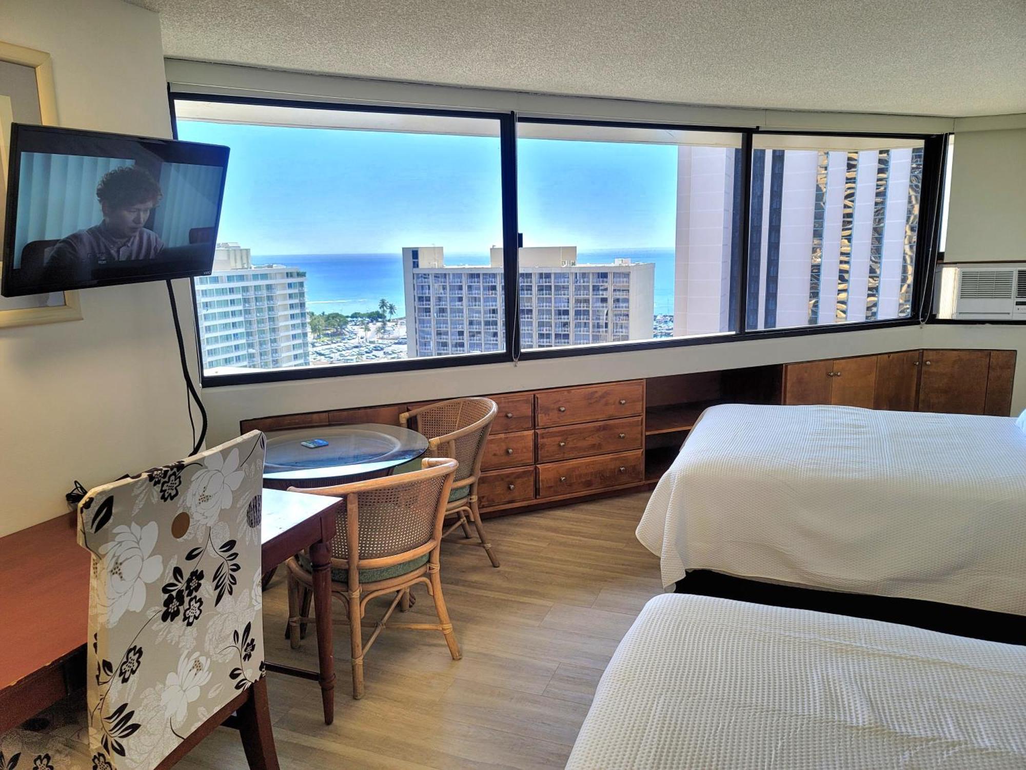Waikiki Studio Steps To Beach-Mall Free Parking-Wifi ホノルル 部屋 写真