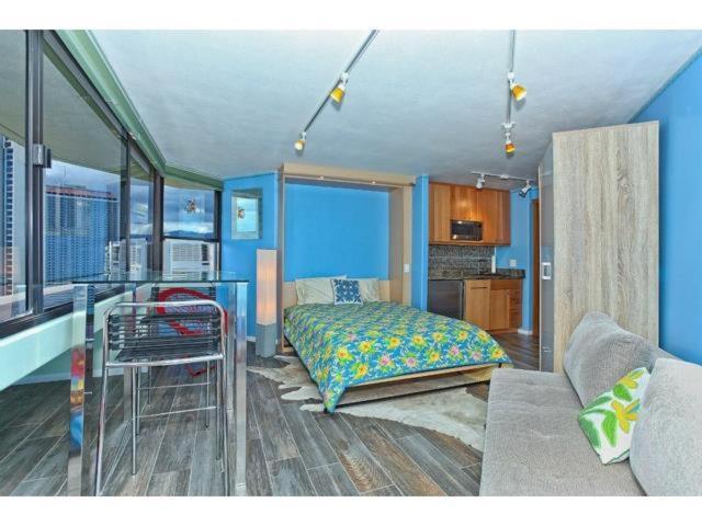 Waikiki Studio Steps To Beach-Mall Free Parking-Wifi ホノルル 部屋 写真